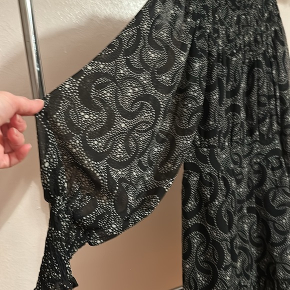 New Topshop BLACK YOKE LONG SLEEVE RUCHED MINI Dress Size 10 - Picture 6 of 10